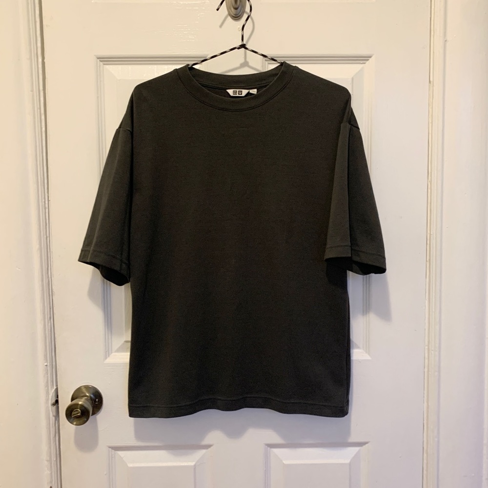 Uniqlo U Airism Crew Neck T-Shirt Men’s Size Small - NWOT